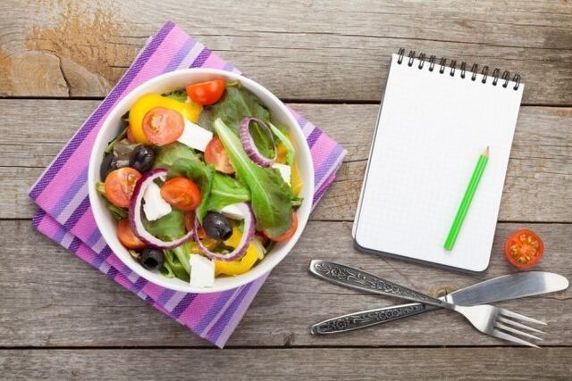 salada de legumes para a dieta cetogênica