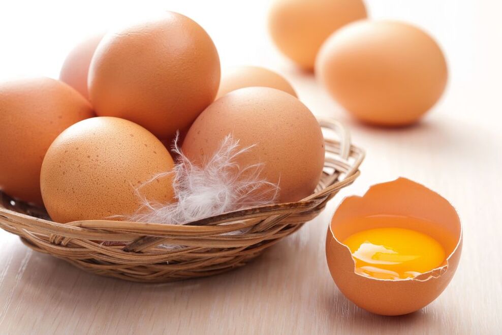 Ovos de galinha em dieta